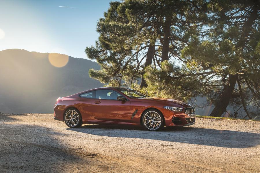  BMW M850i xDrive Carbon Package (G15) 2018 года  (UK) (фото 15 из 40)